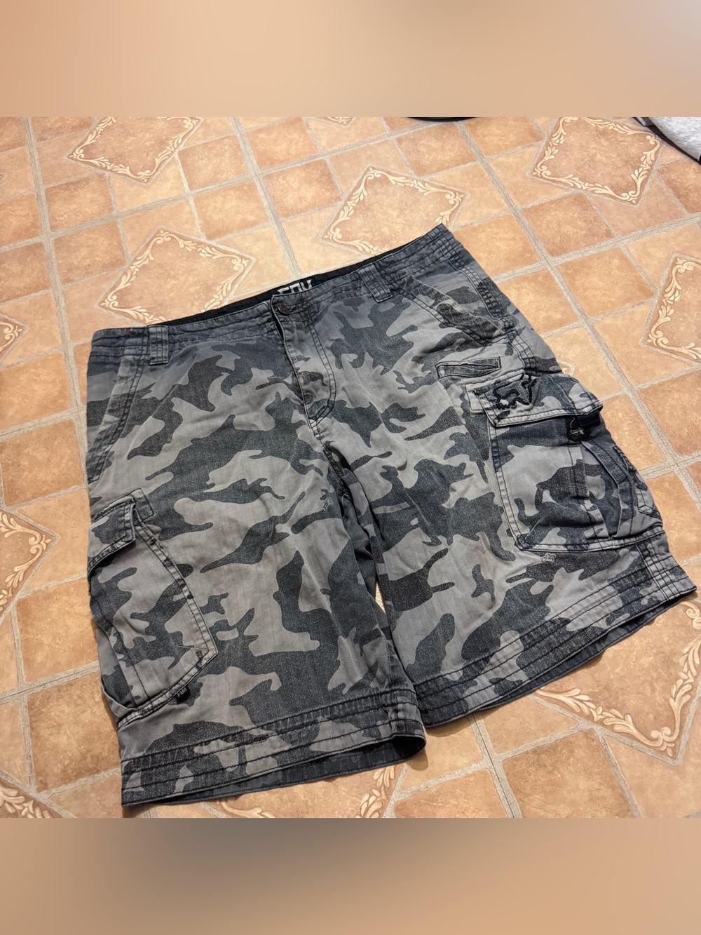 Vintage Fox Racing Grey Camo Cargo Shorts - Mens Size 36